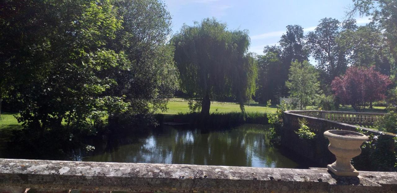 Chateau De Rocheux Freteval 外观 照片